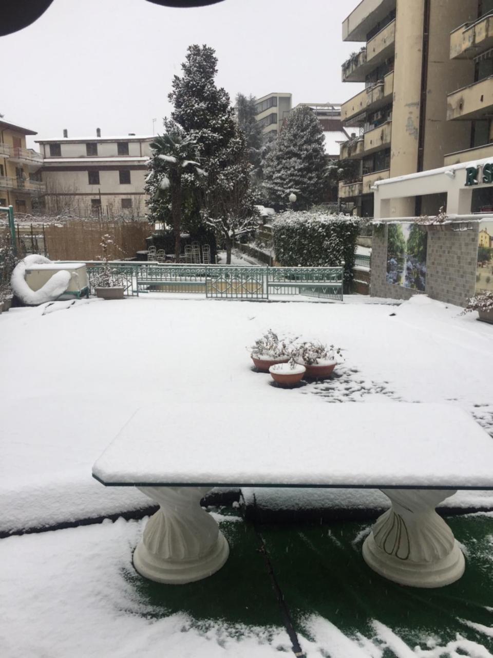 Hotel Malaga Avellino Exteriör bild
